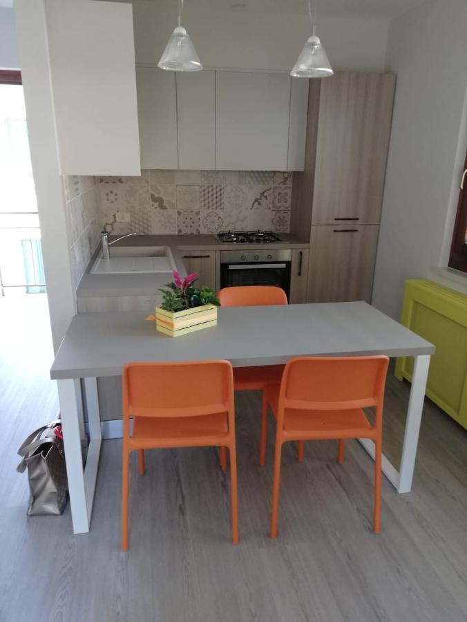 Alex'S Home 2 Crone ภายนอก รูปภาพ